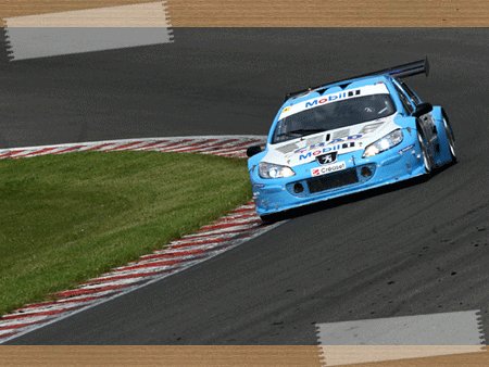 La Peugeot 407 Silhouette qui partira en pole position La Peugeot 407 Silhouette qui partira en pole position