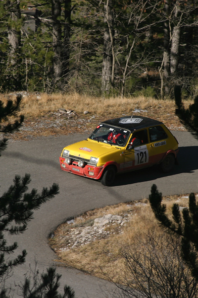 Une R5 Alpine dans la Drme en 2007