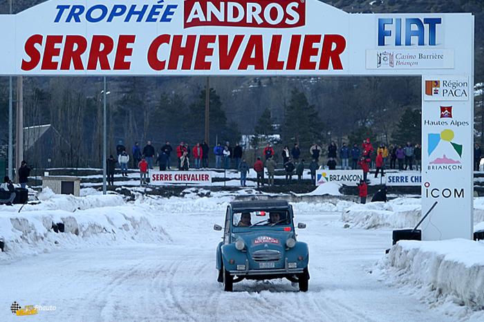 2007 : l'quipage Patrice Pastor et Frdric Bernascon sur une 2 CV